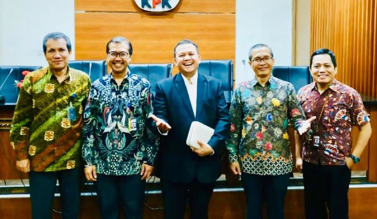 Bertahan Mewujudkan Keteladanan Iman, Pengharapan, dan Kasih (Filipi 3:17 – 4:1)