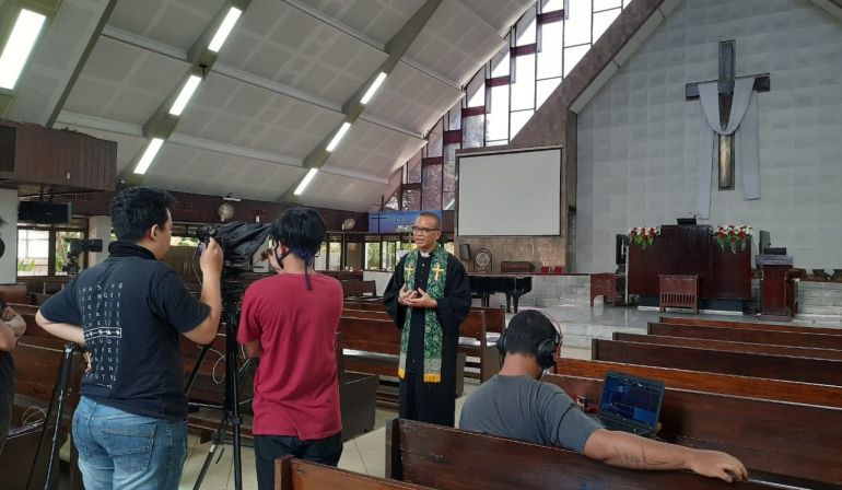 Persiapan Ibadah Keluarga di masa Pandemi Covid-19 (3)